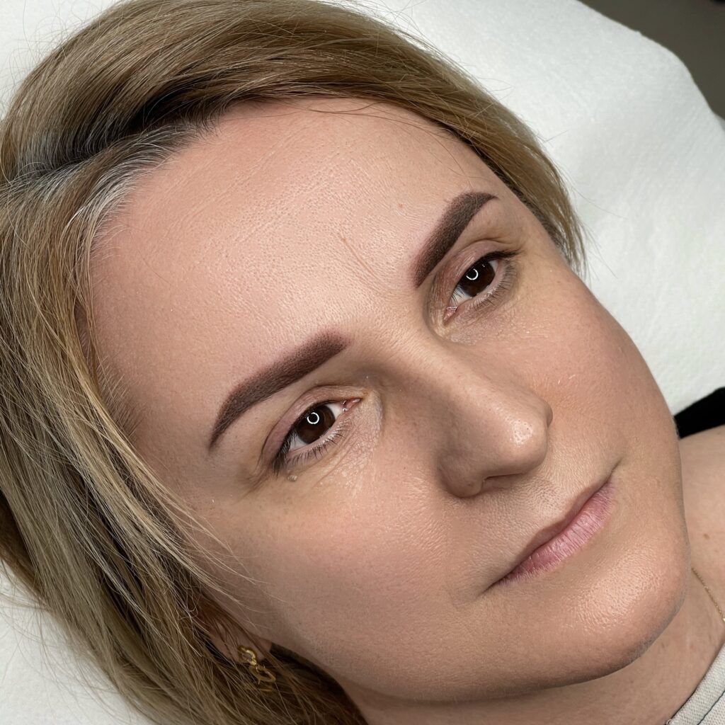 makijaż permanentny brwi warszawa - efekty makijażu w Centrum Makijażu permanentnego Magdy Bogulak